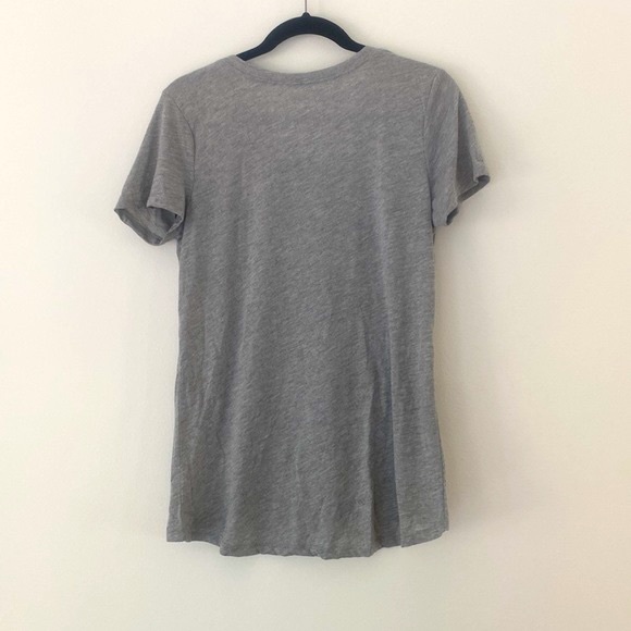 Christmas T Shirt🎄 - Picture 2 of 3